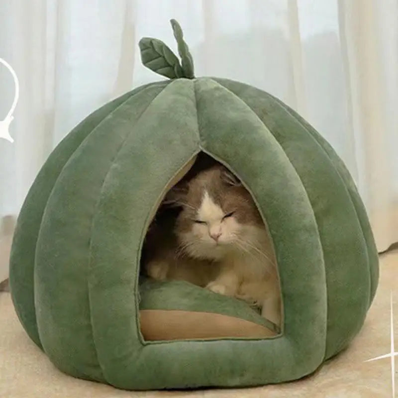 Thickened Pumpkin Cat House for Winter