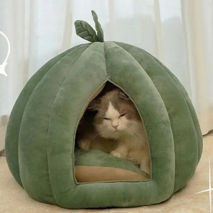 Thickened Pumpkin Cat House for Winter