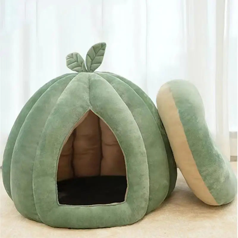 Enclosed Pumpkin Cat Bed for Winter