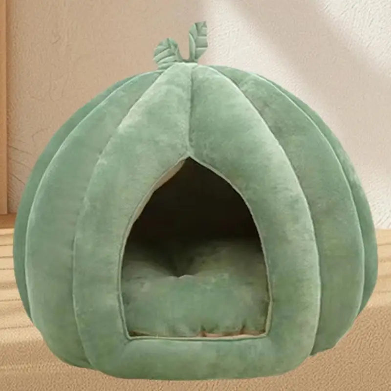 Thickened Pumpkin Cat House for Winter